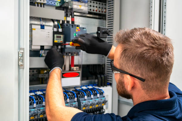 Best Affordable Emergency Electrician  in Hemby Bridge, NC